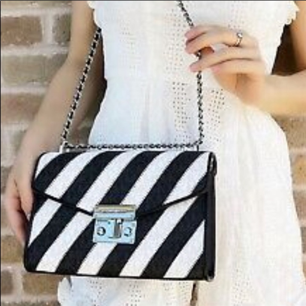 Michael Kors Medium Flap Shoulder Bag - Picture 5 of 14